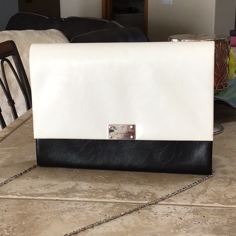 Evening out, black and white bag